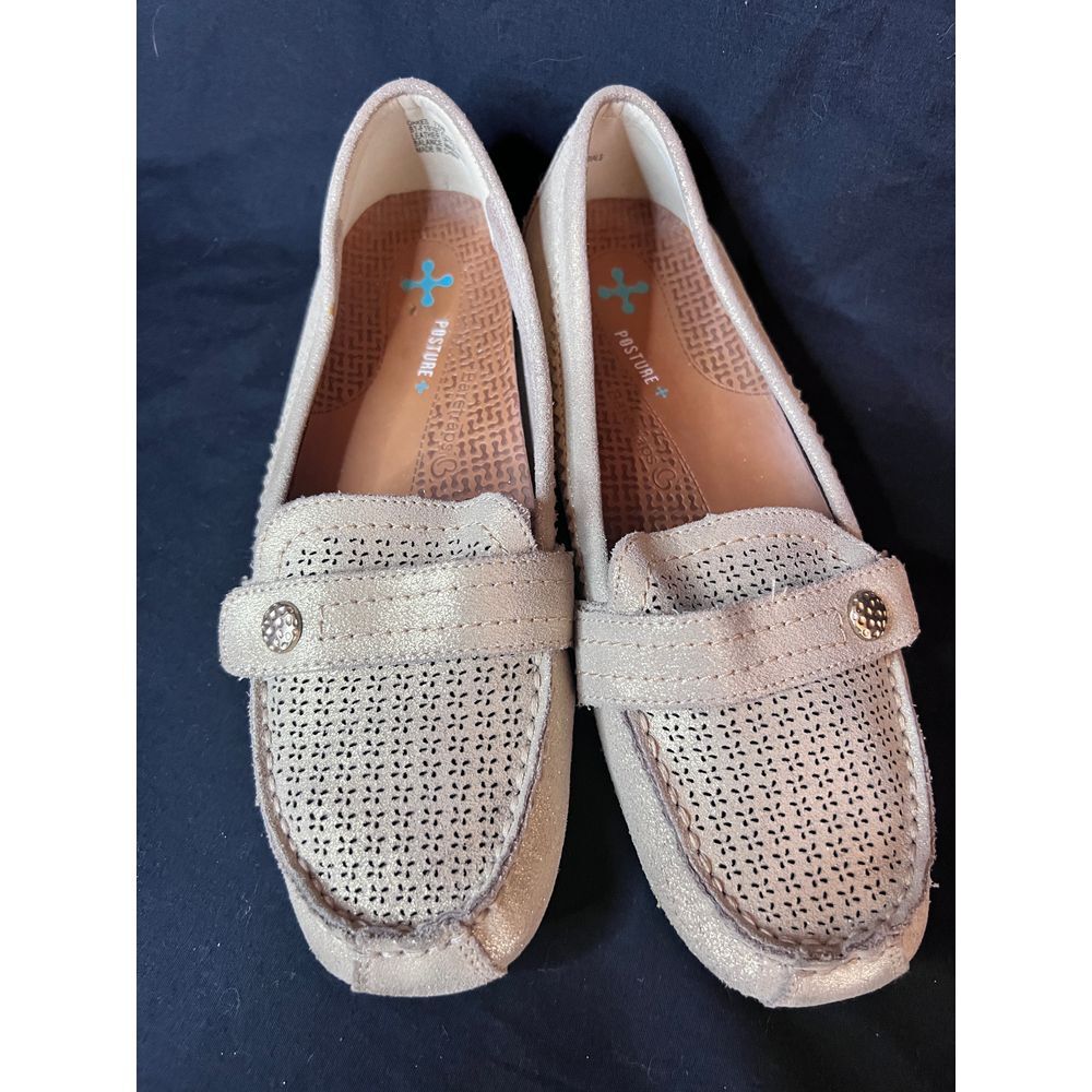 Baretraps Women's Oakes Moccasins Metallic Gold Suede loafer shoe Size 7.5‎